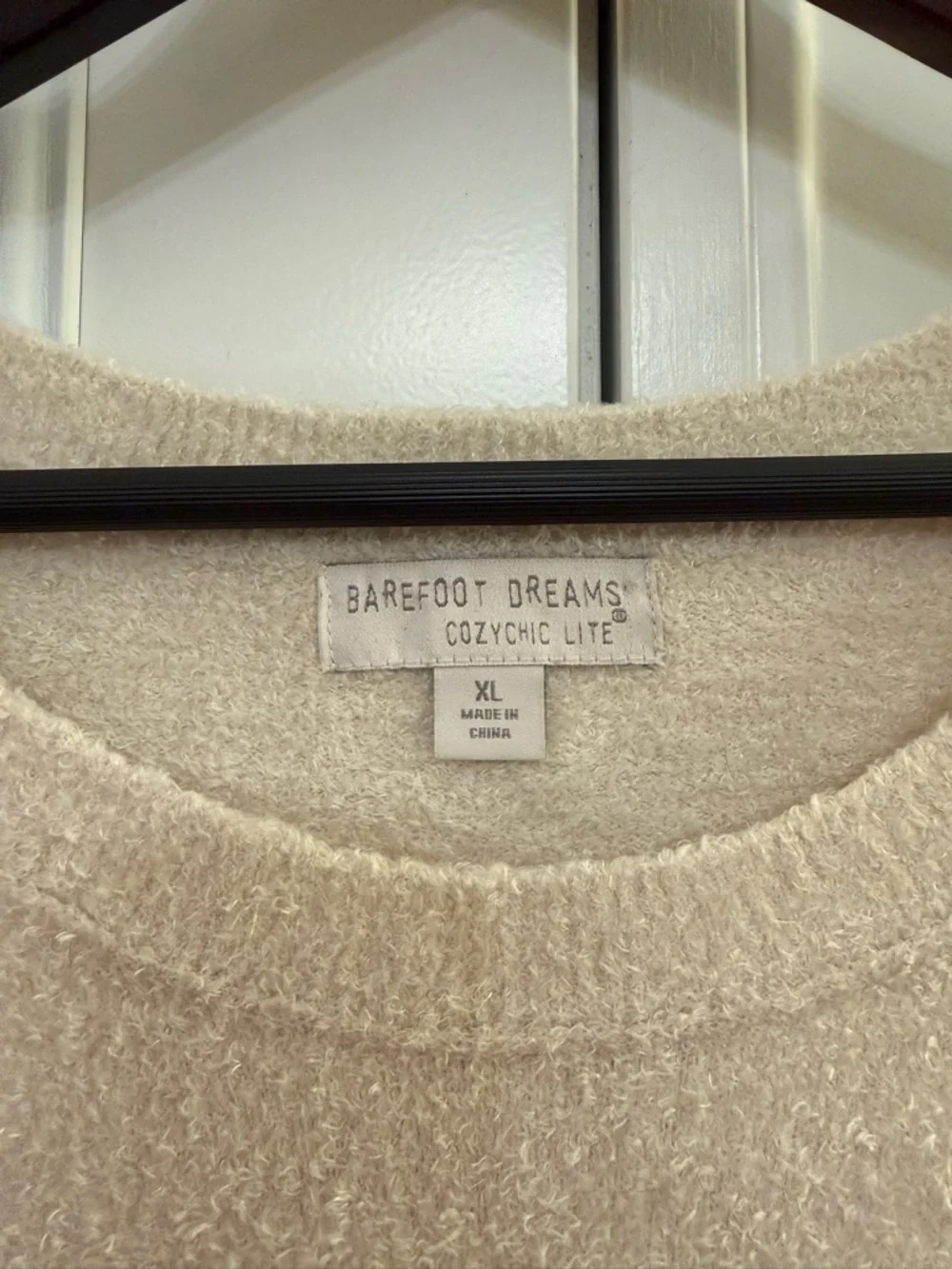 Barefoot Dreams “CozyChic Lite” Pullover Shirt/Sweater in ‘Stone’ - Size XL - Picture 3 of 5